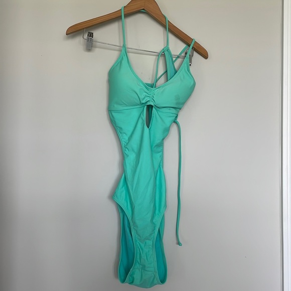 Coral Tropics Swimsuit CutOut One Piece Winter Mint Sz XL NWT - Picture 1 of 8